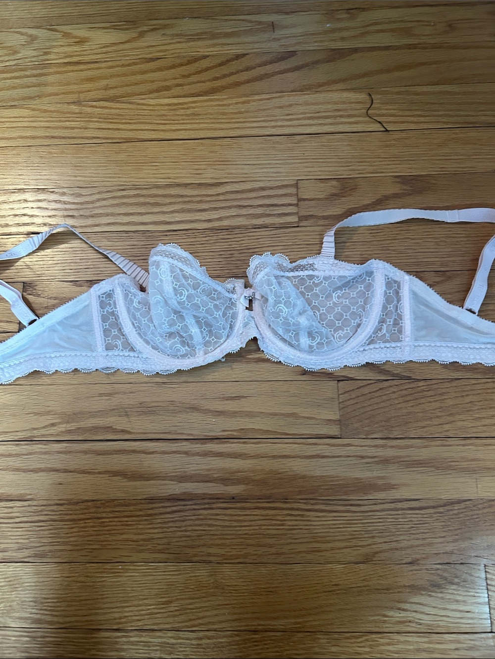 Chantelle Light Pink Lace Sheer Underwire Bra